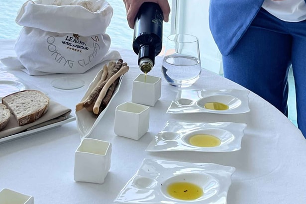 Olive Oil Tasting Hotel Le Agavi (4)